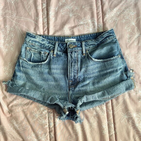 Good American Denim Shorts Distressed Hem Micro Shorts 100% Cotton Size 4/27 - Picture 1 of 8